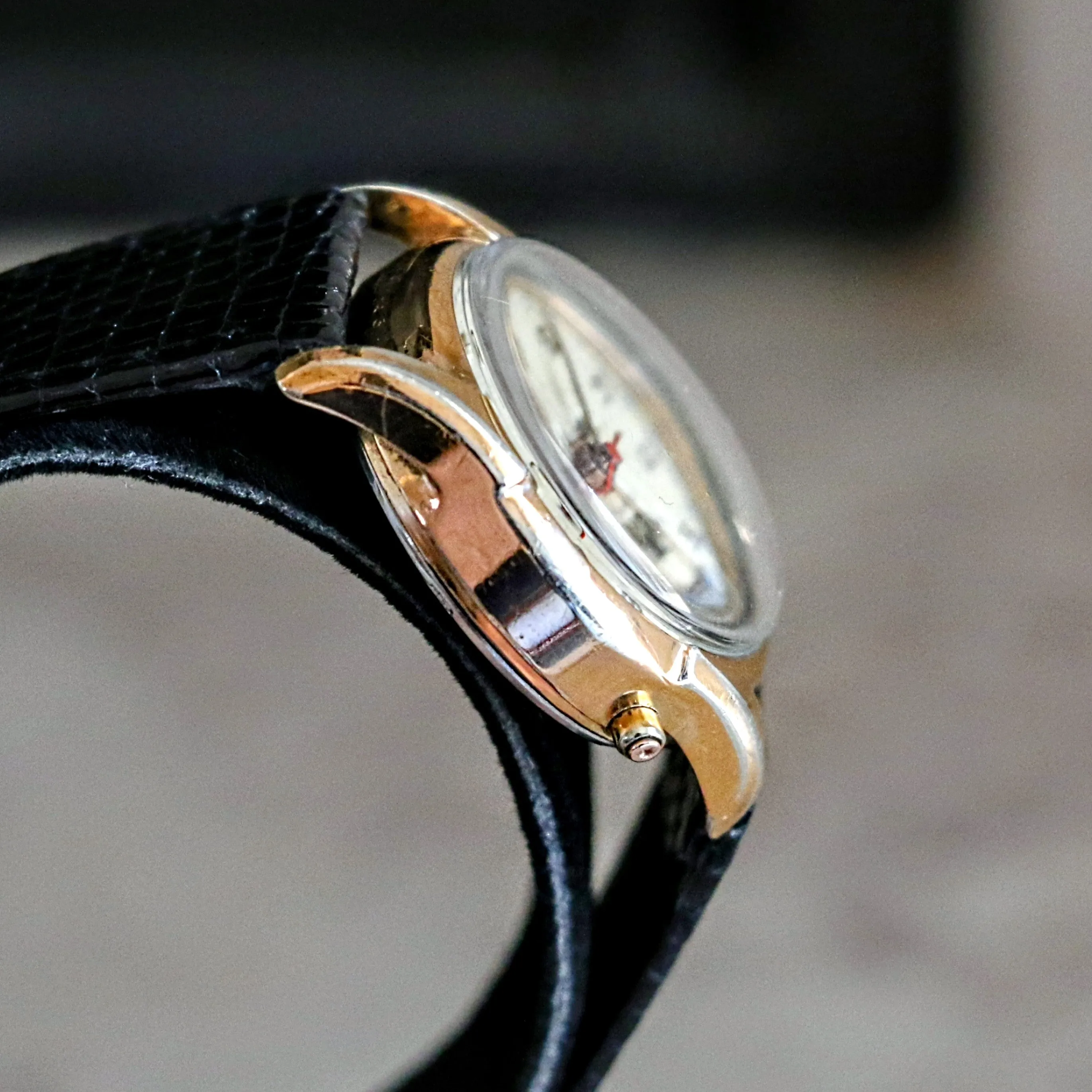 1940s TINKER Triple Calendar Moon Phase Wristwatch Cal. VALJOUX 89 Watch