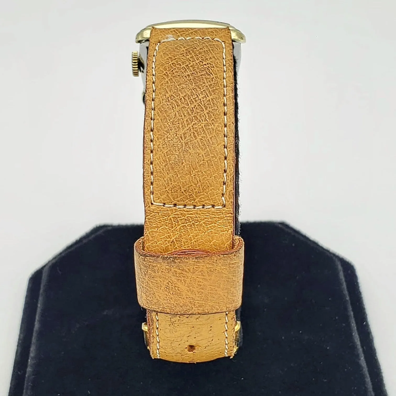 1947 BULOVA Senator Two-Tone Black Dial U.S.A. Caliber 8AE 17 Jewels Watch
