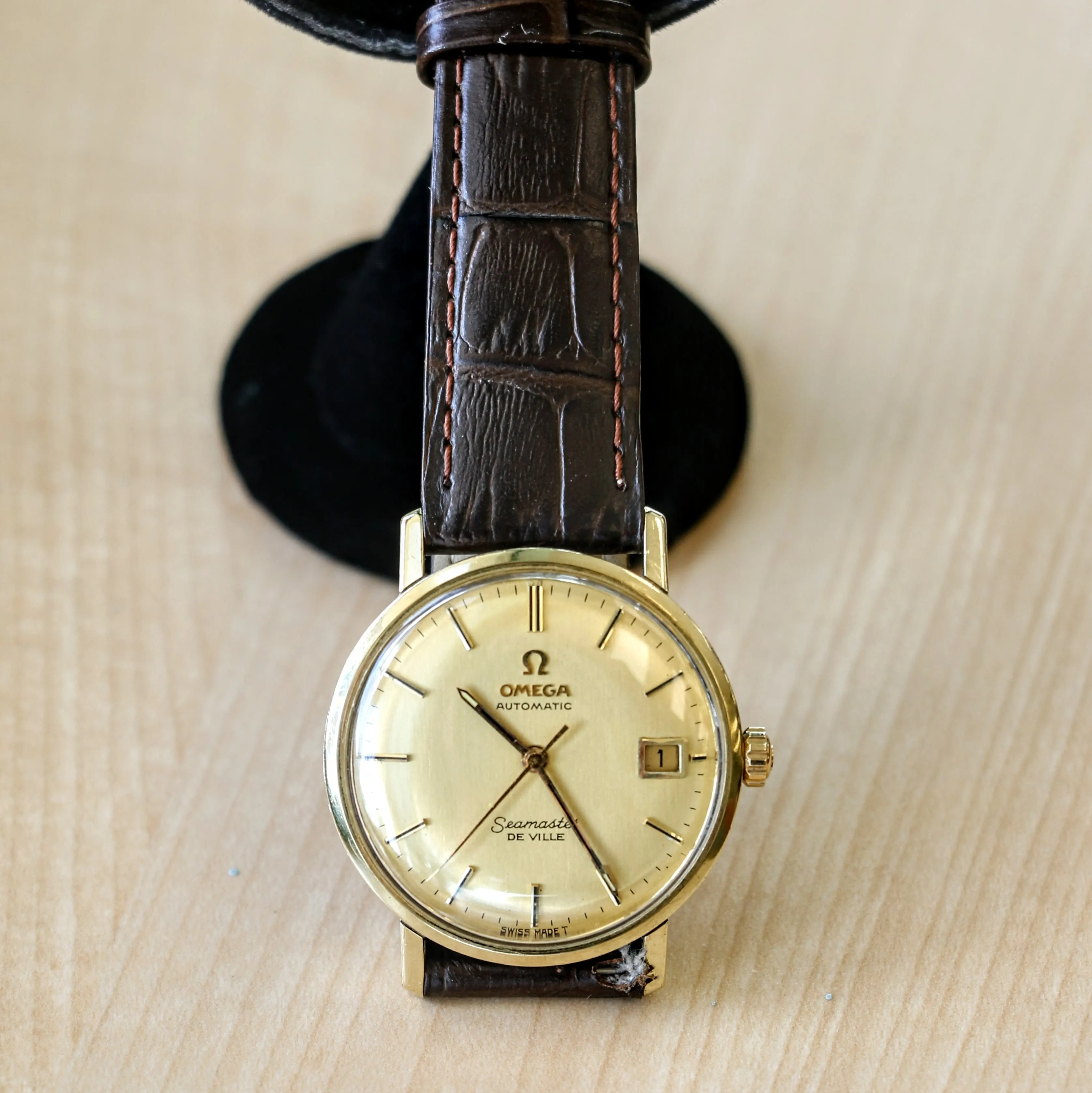 1967 OMEGA Seamaster De Ville Automatic Wristwatch 24 Jewels Cal. 565 Watch Ref. 166.020