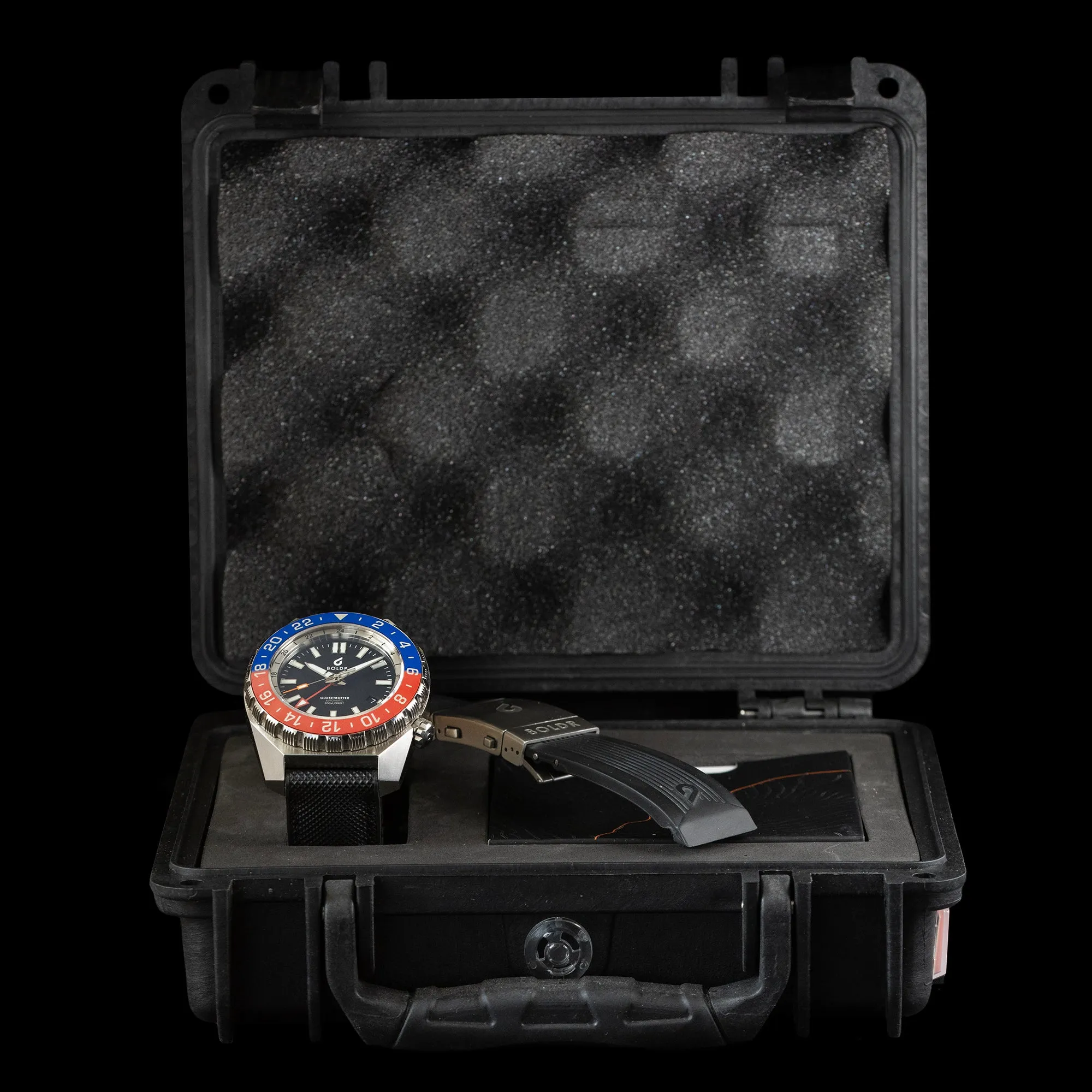 BOLDR - Globetrotter GMT 'Limited Edition Pepsi Bezel'
