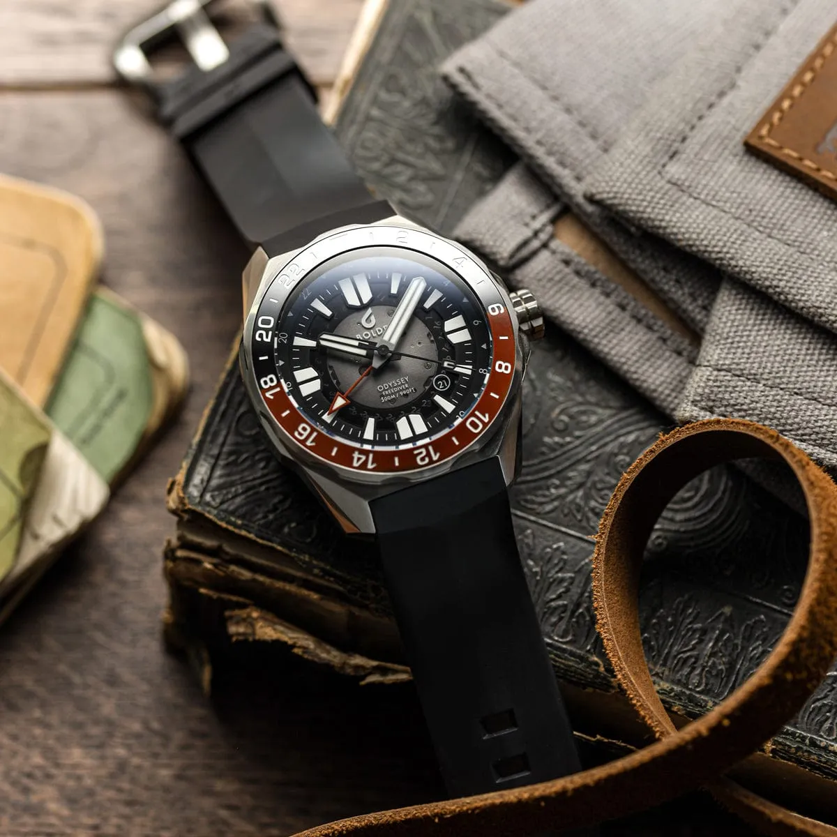 Boldr Odyssey Freediver GMT - Black / Red