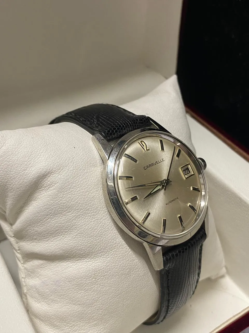 CARAVELLE Beautiful Luxurious And Elegant Men's Wristwatch - $3K APR w/ COA!!!
