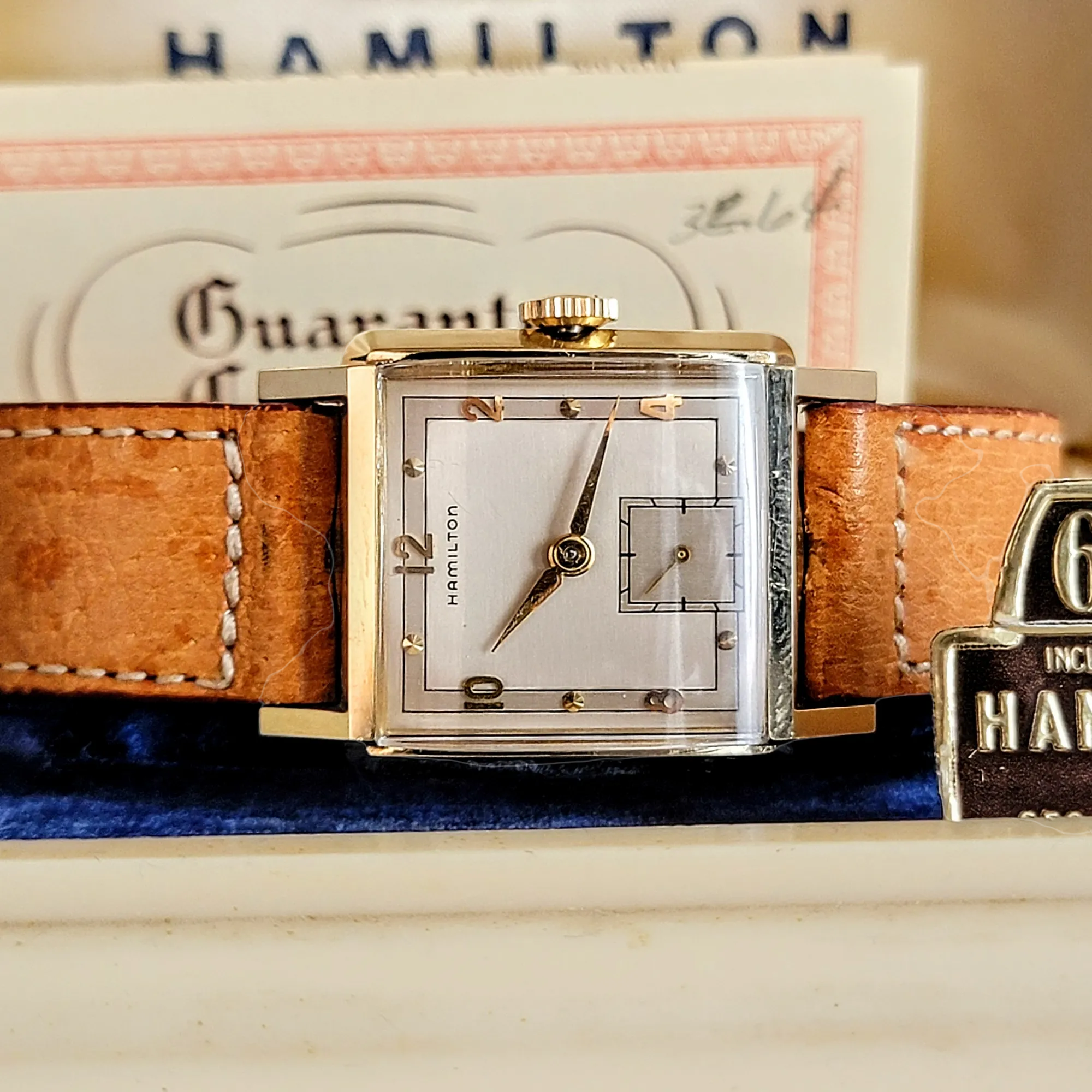 HAMILTON 1951 Gary Cal. Grade 747 U.S.A. Made - Original BOX & Papers