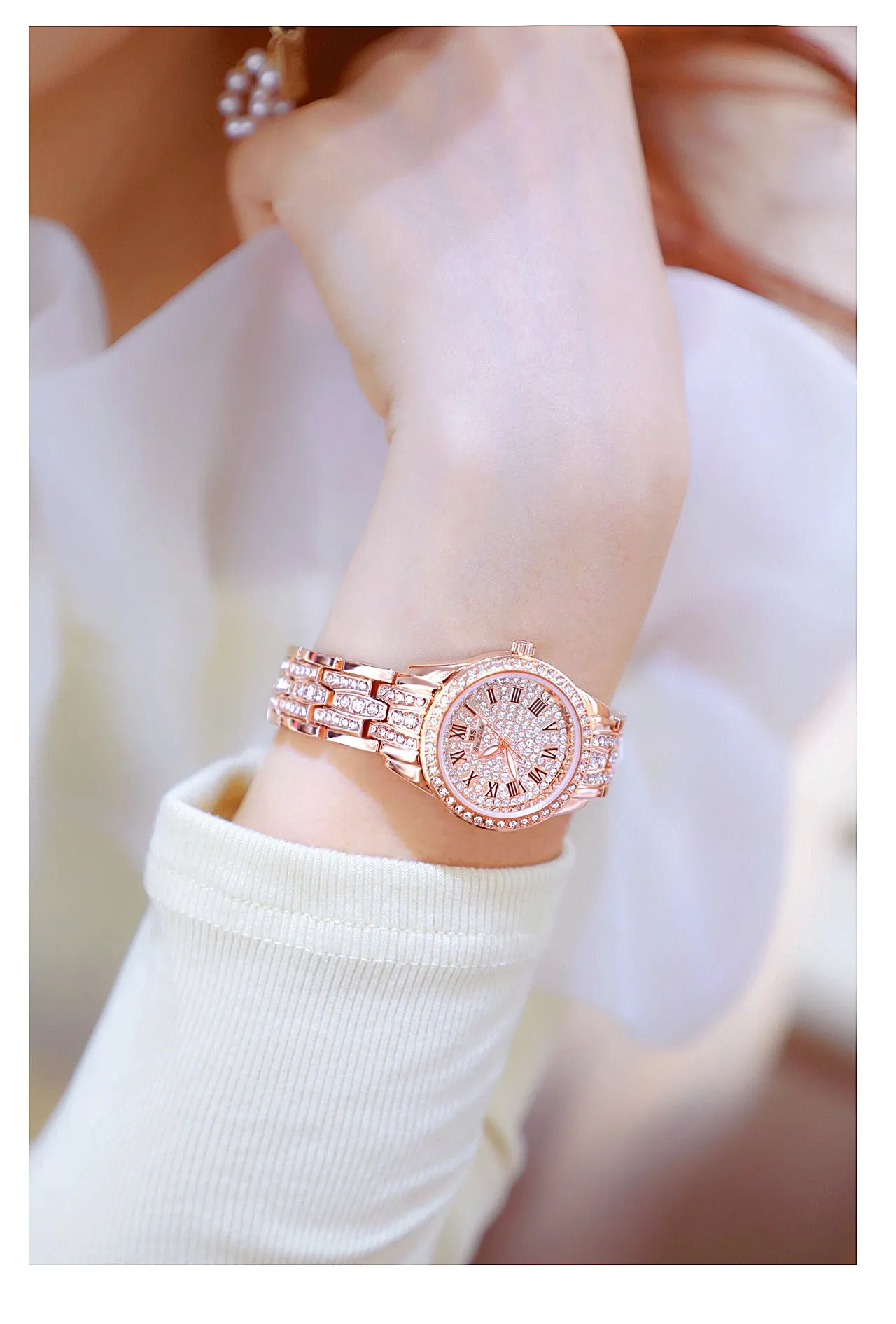 Hip Hop Luxury Women's Small Diamond Decor Silver Bracelet Wristwatch