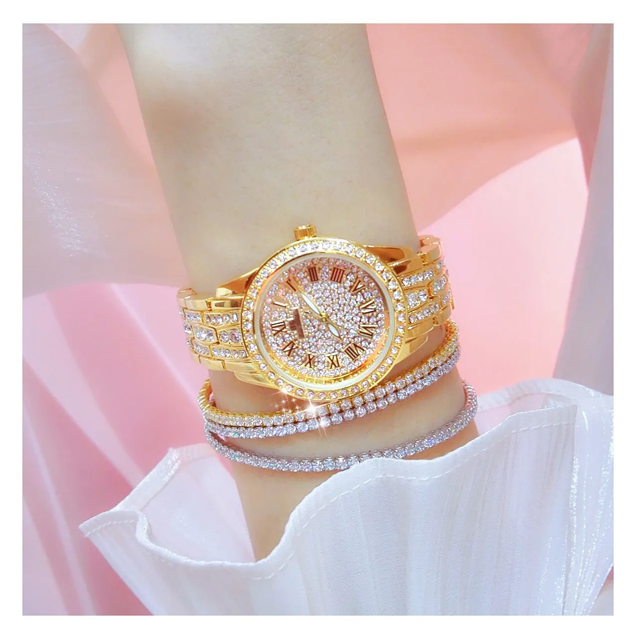 Hip Hop Luxury Women's Small Diamond Decor Silver Bracelet Wristwatch