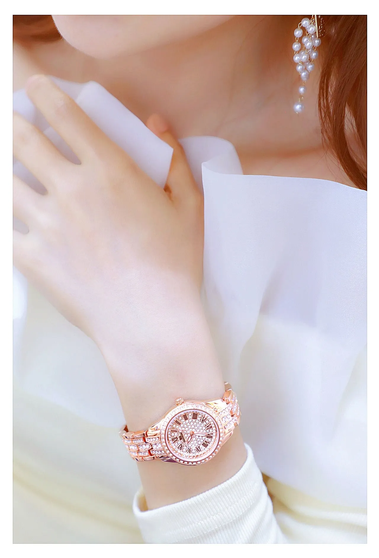 Hip Hop Luxury Women's Small Diamond Decor Silver Bracelet Wristwatch