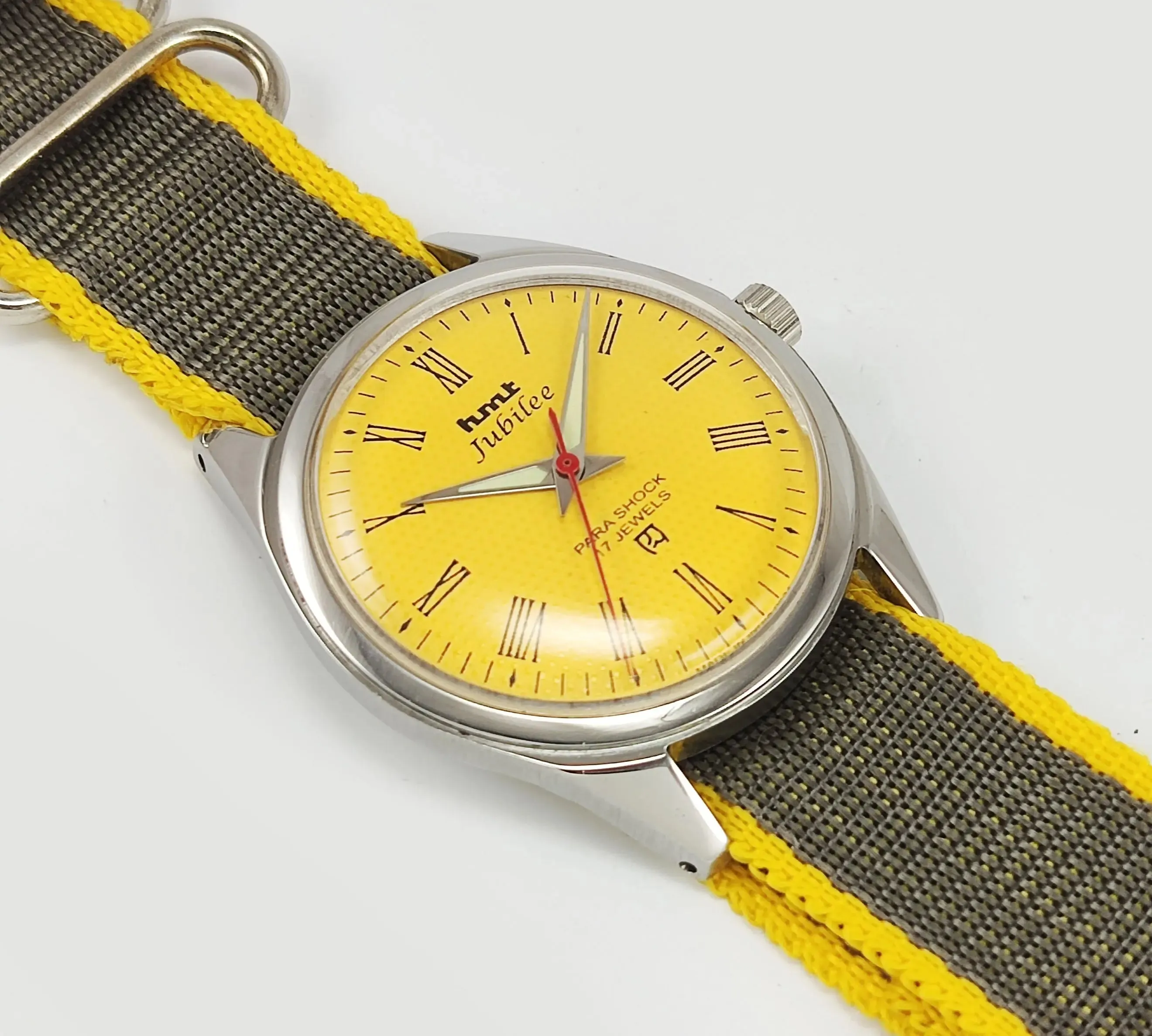 HMT Jubilee Para Shock 17 Jewels Sun Yellow Dial Mechanical Hand winding Men's Wrist Watch