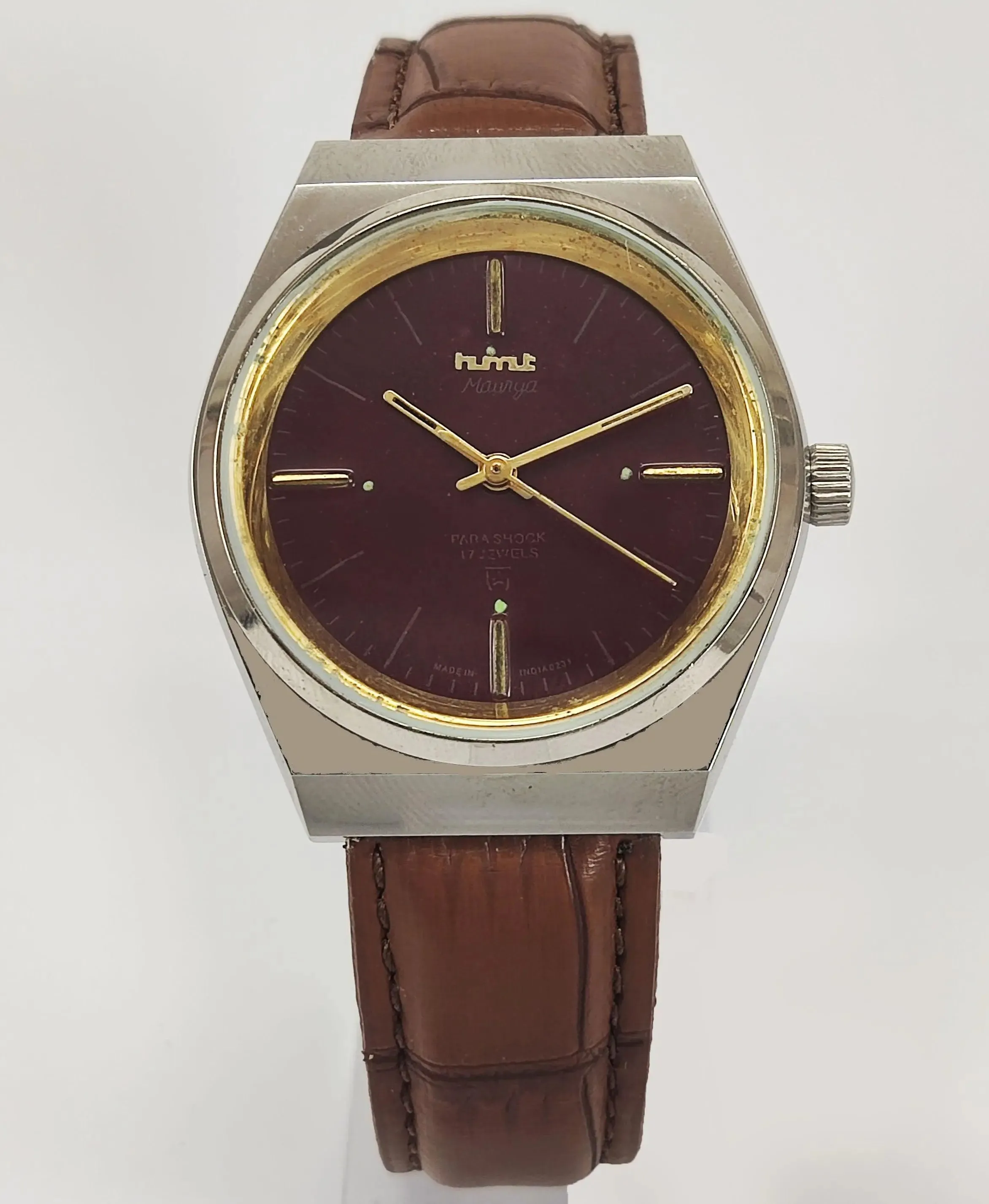 HMT Maurya Para Shock 17 Jewels Maroon Red Dial Mechanical Hand winding Men's Wrist Watch
