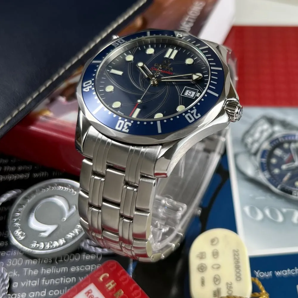Omega Seamaster James Bond 007 22268000 Casino Royale