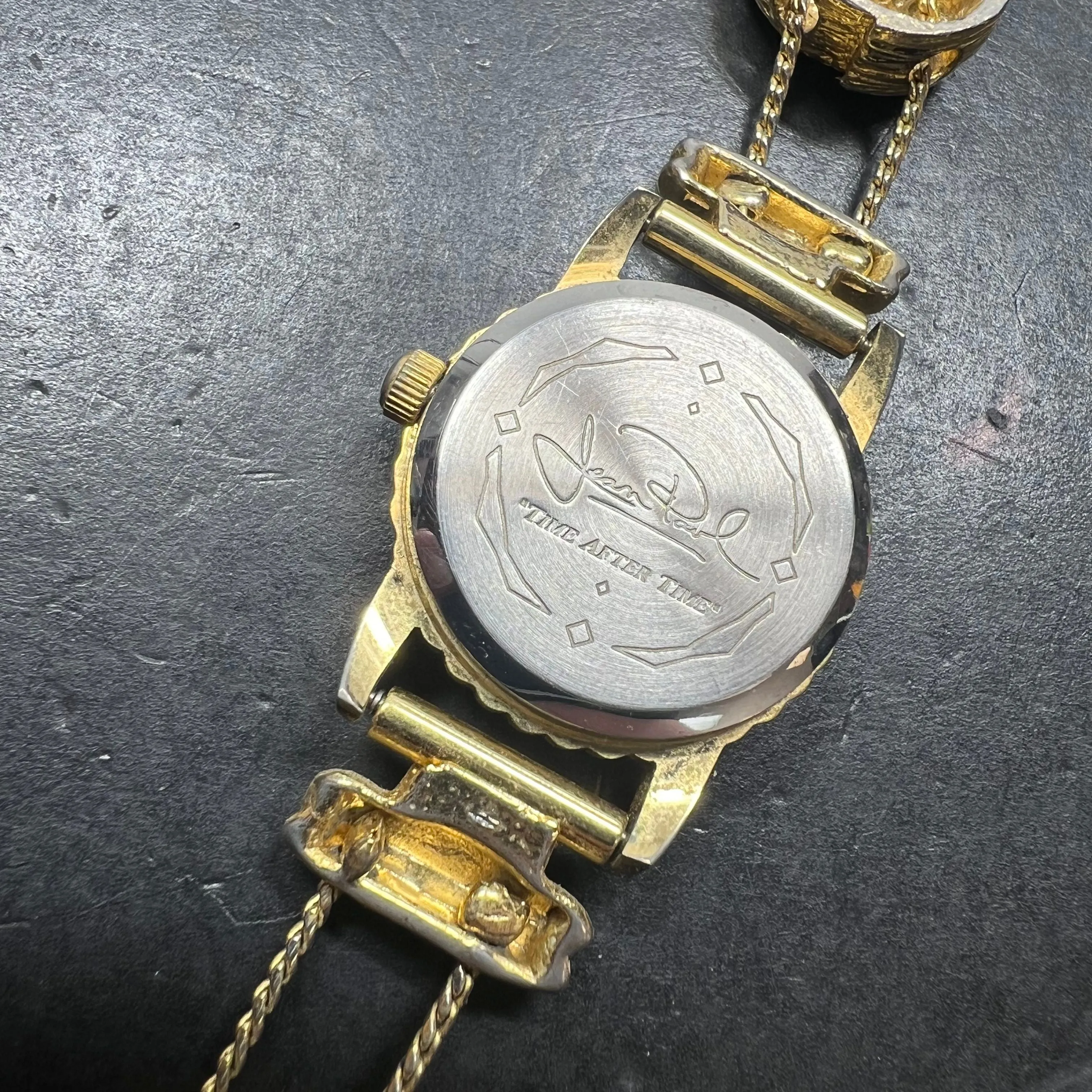 Vintage Gold Tone Cat Charm Watch 1990s Style Works w/ New Battery