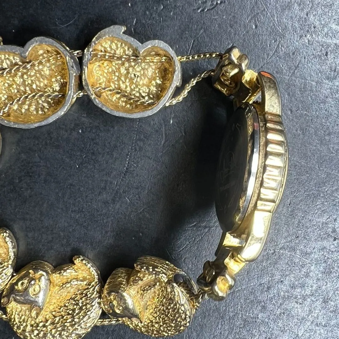 Vintage Gold Tone Cat Charm Watch 1990s Style Works w/ New Battery