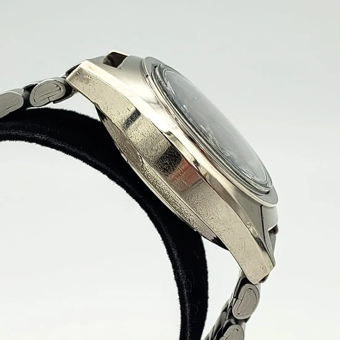 Vintage ITRACO Automatic Wristwatch Cal. ETA2789-1 25 J, Dual-Language Day/Date Watch