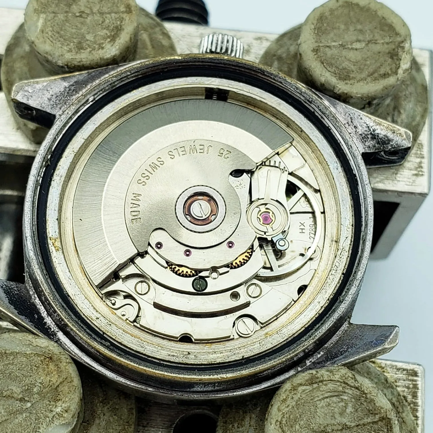 Vintage ITRACO Automatic Wristwatch Cal. ETA2789-1 25 J, Dual-Language Day/Date Watch
